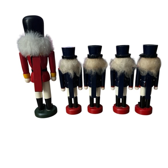 Vintage soldier nutcrackers set - Picture 2 of 6